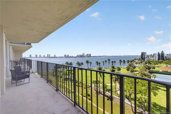 801 Lake Shore Drive #716, West Palm Beach, FL 33403
