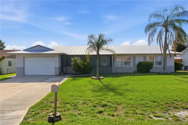 2509 NE 18th Lane, Jensen Beach, FL 34957