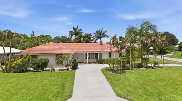 3131 SE Fairway W, Stuart, FL 34997