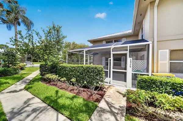 2848 SW Lakemont Place, Palm City, FL 34990