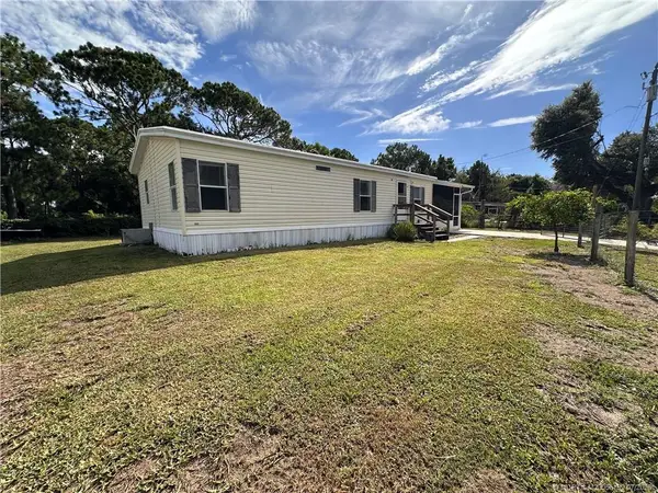 6215 SE 96th Circle, Okeechobee, FL 34974