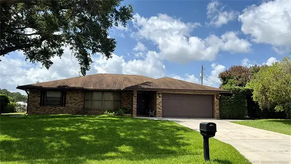 160 SE Todd Avenue, Port St Lucie, FL 34983