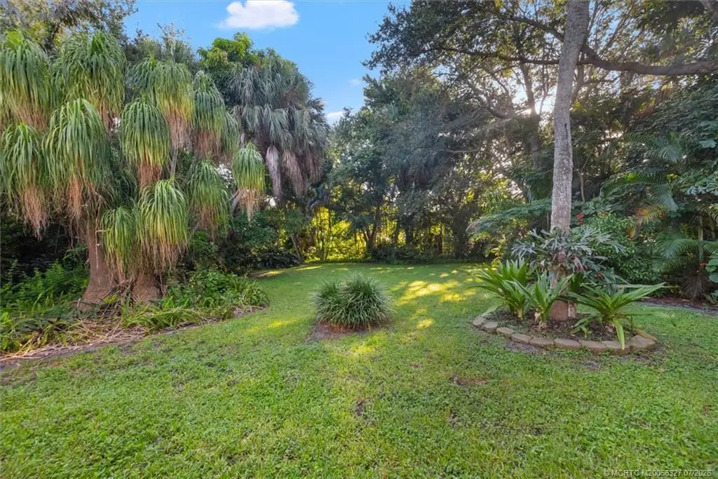 22 N Via Lucindia, Sewalls Point, FL 34996 - #1