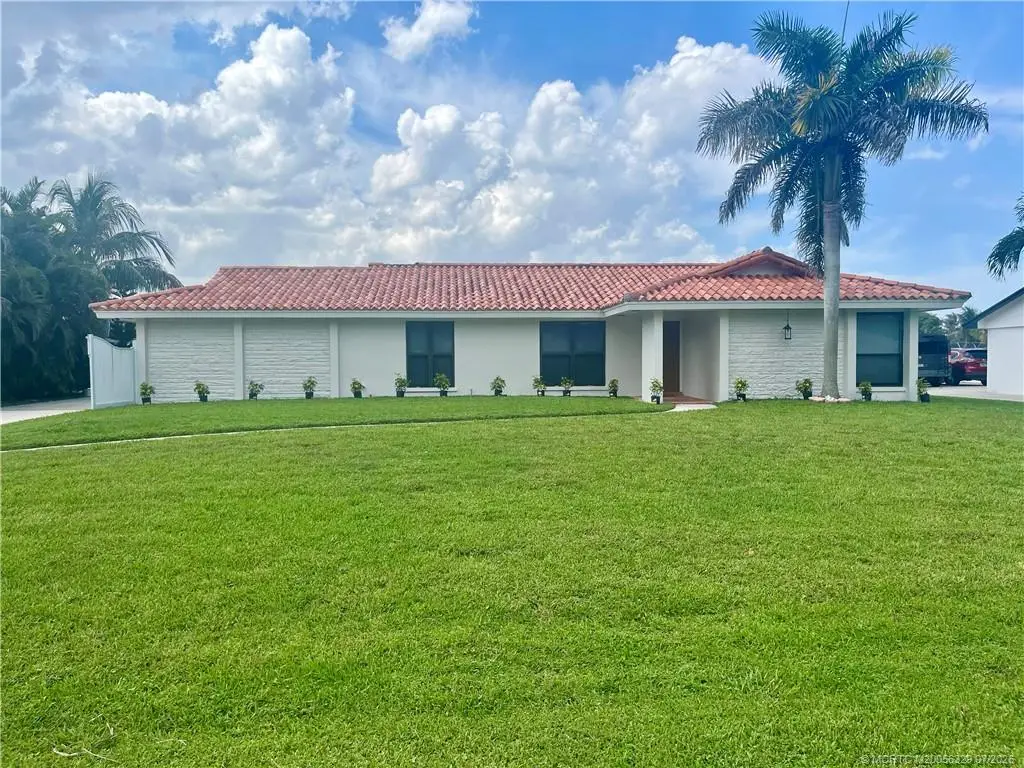 4741 Holly Drive, Palm Beach Gardens, FL 33418 - #1