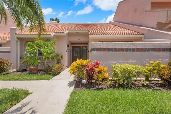 3303 SE Sandpiper Circle, Port St Lucie, FL 34952