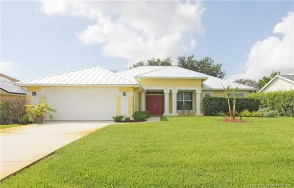502 SE Majestic Terrace, Port St Lucie, FL 34983