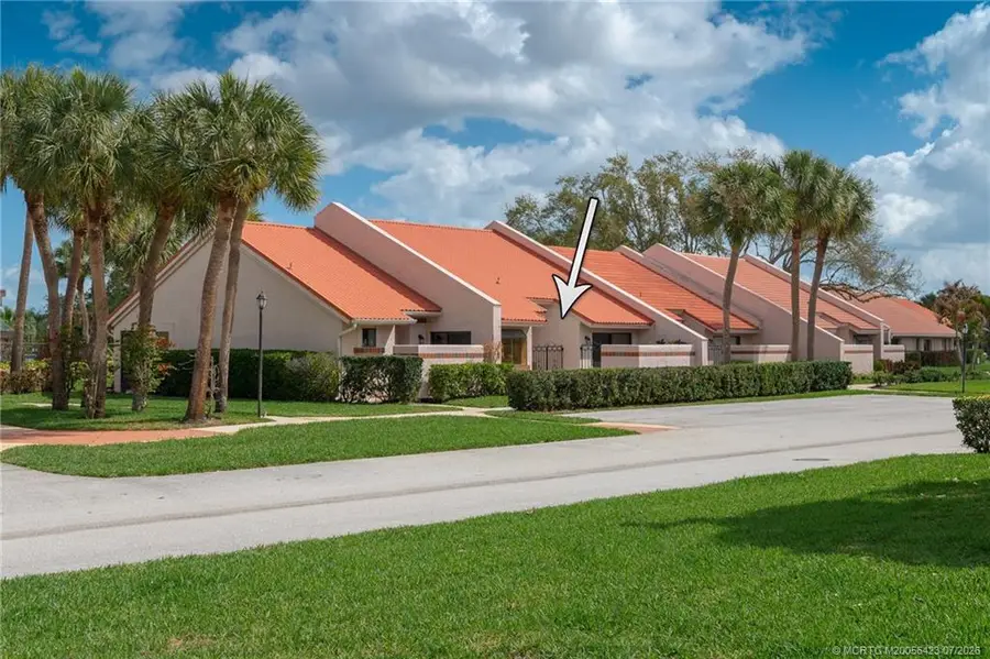 3504 SE Sandpiper Circle, Port Saint Lucie, FL 34952 - #3
