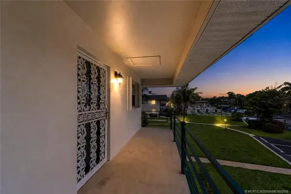 1900 S Kanner Highway #7-202, Stuart, FL 34994