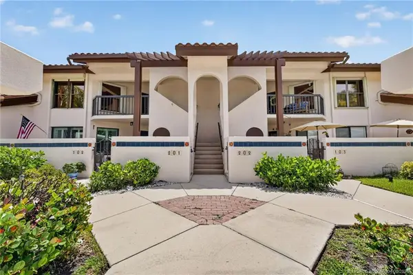 3410 SE Martinique Trace #201, Stuart, FL 34997