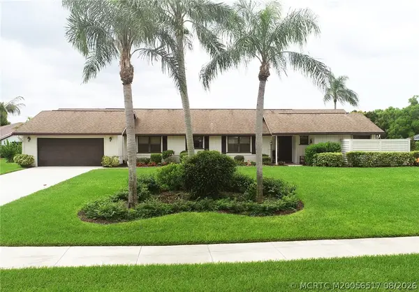 2490 NE Pinecrest Lakes Boulevard, Jensen Beach, FL 34957