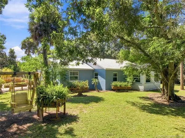 1895 39th Avenue, Vero Beach, FL 32960