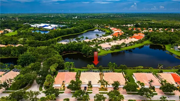 9043 SE Hawks Nest Court, Hobe Sound, FL 33455