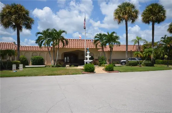 2600 S Kanner Highway #Y2, Stuart, FL 34994