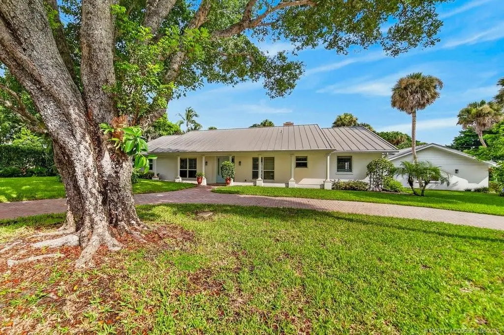 15 W High Point Road, Sewalls Point, FL 34996 - #1