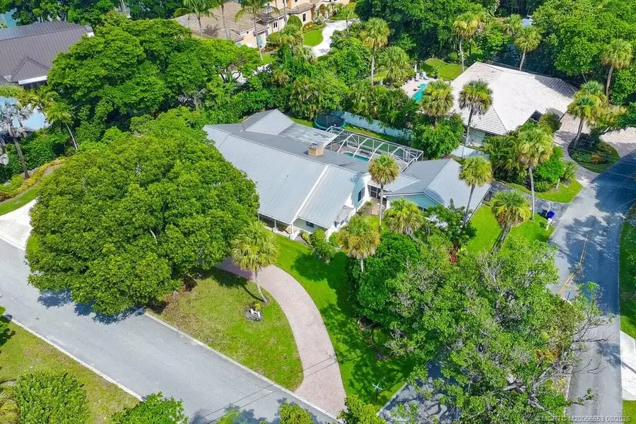 15 W High Point Road, Sewalls Point, FL 34996 - #2