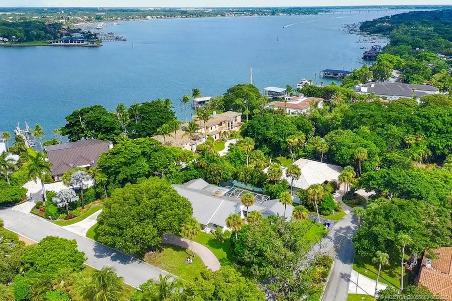 15 W High Point Road, Sewalls Point, FL 34996 - #3