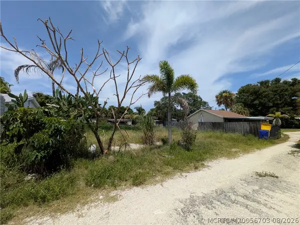 2457 NE Hickory Avenue, Jensen Beach, FL 34957