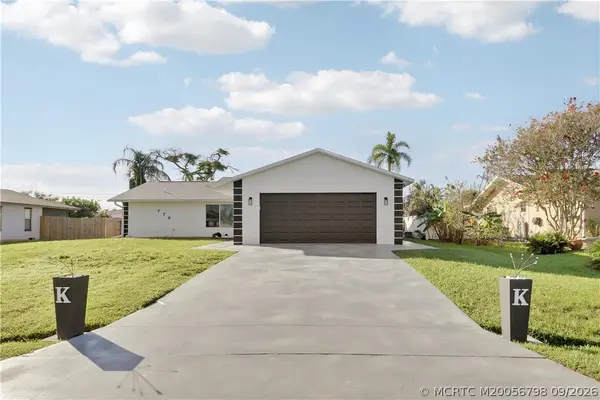 778 SE Albatross Avenue, Port St Lucie, FL 34983