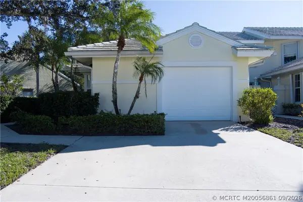 2425 SW Foxpoint Trail, Palm City, FL 34990