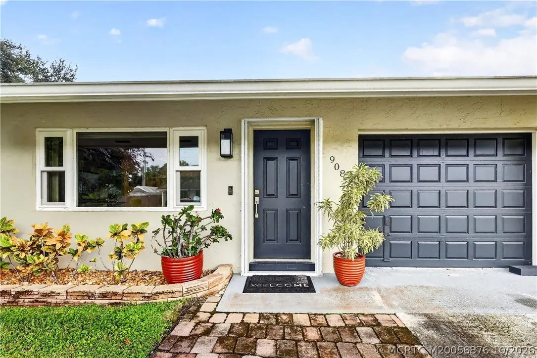 908 SW 36th Terrace, Palm City, FL 34990 - #1