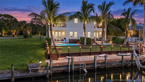 3999 SE Barcelona Street, Stuart, FL 34997
