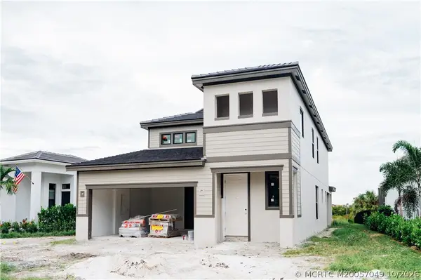 411 SE Via Sangro, Port St Lucie, FL 34952