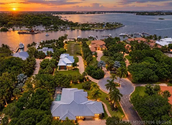 3650 SE Sea Point Court, Stuart, FL 34997