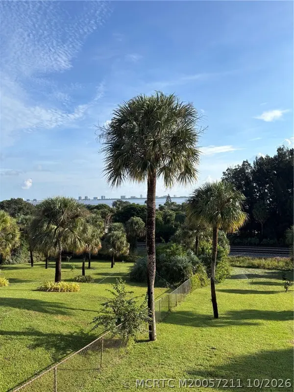 4203 NE Skyline Drive, Jensen Beach, FL 34957