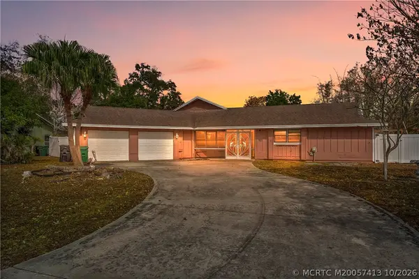981 SE Lansdowne Avenue, Port St Lucie, FL 34983