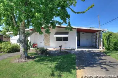 Address Withheld By Seller, Vero Beach, FL 32960