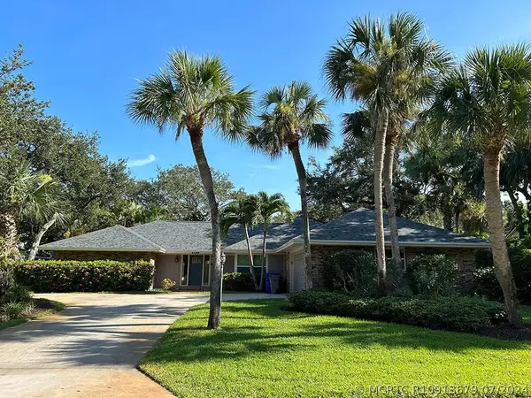 Address Withheld By Seller, Vero Beach, FL 32963