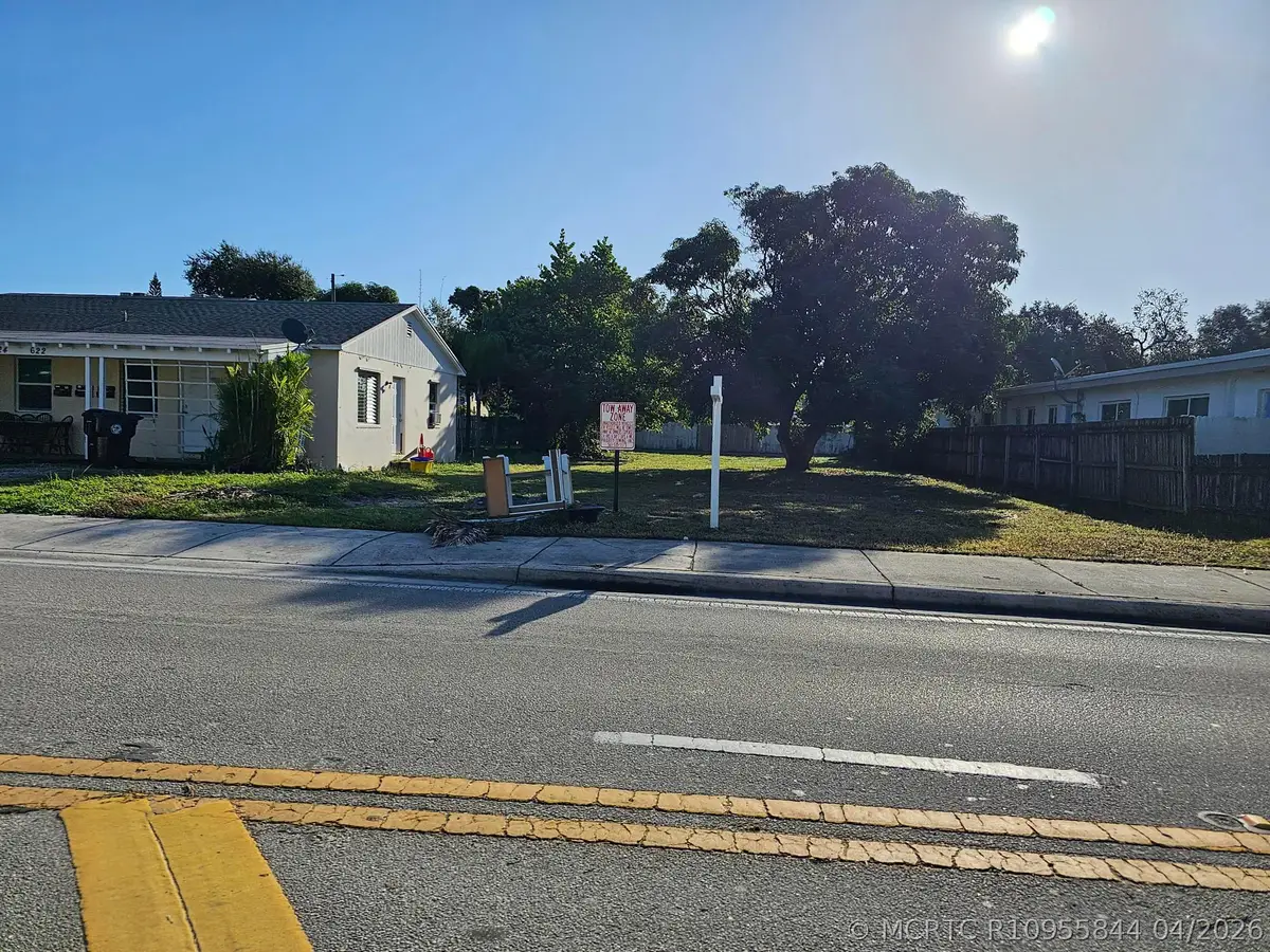 618 N Federal Highway, Lake Worth Beach, FL 33460 - #1