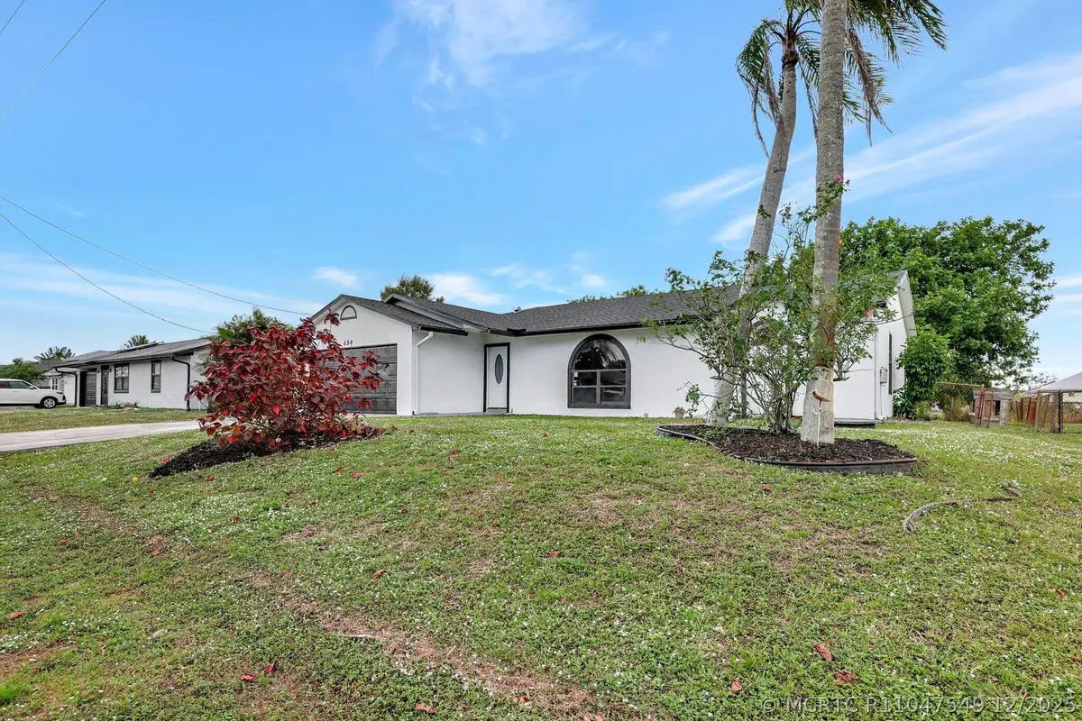 654 SW Pueblo Terrace, Port Saint Lucie, FL 34953 - #1