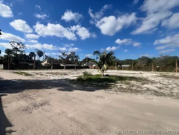 447 Tall Pines Road, West Palm Beach, FL 33415