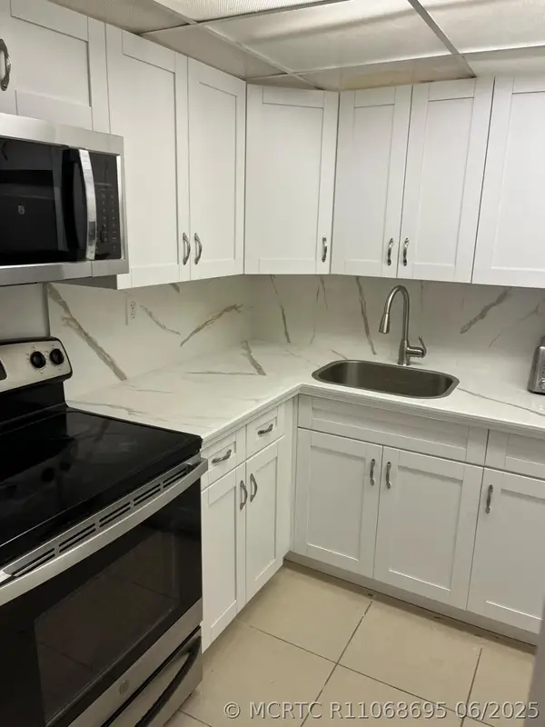 1758 NW 55th Avenue #102, Lauderhill, FL 33313