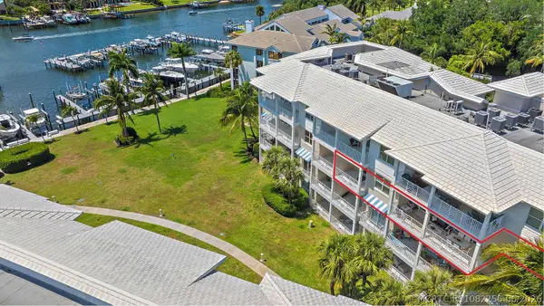432 Bay Colony Drive N, Juno Beach, FL 33408