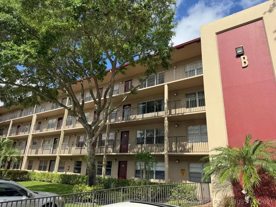 850 SW 133rd Terrace #315b, Pembroke Pines, FL 33027 - #3