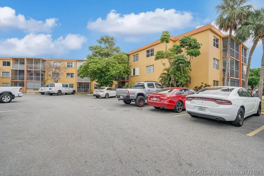 4364 NW 9th Avenue #16-3d, Deerfield Beach, FL 33064 - #2