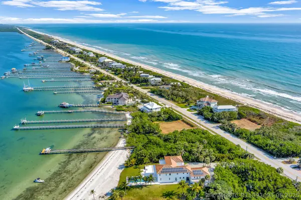 Address Withheld By Seller, Vero Beach, FL 32963