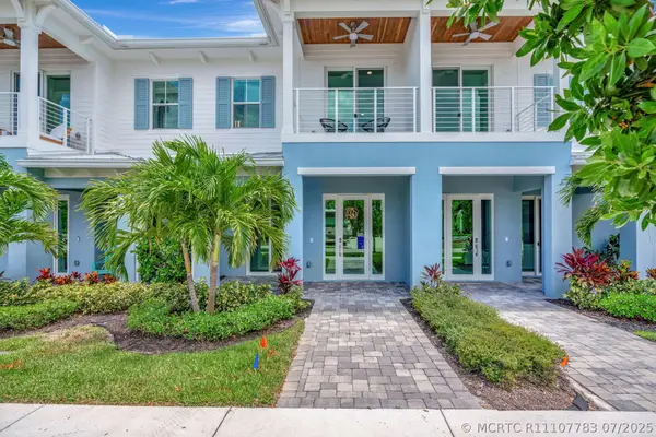 4680 SE Manatee Way, Stuart, FL 34997
