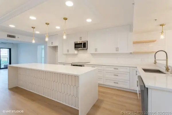 601 Seafarer Circle #101, Jupiter, FL 33477