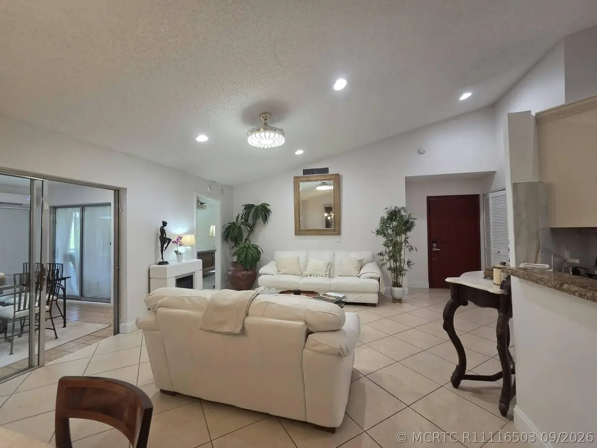 115 Ramblewood Circle, Royal Palm Beach, FL 33411 - #1