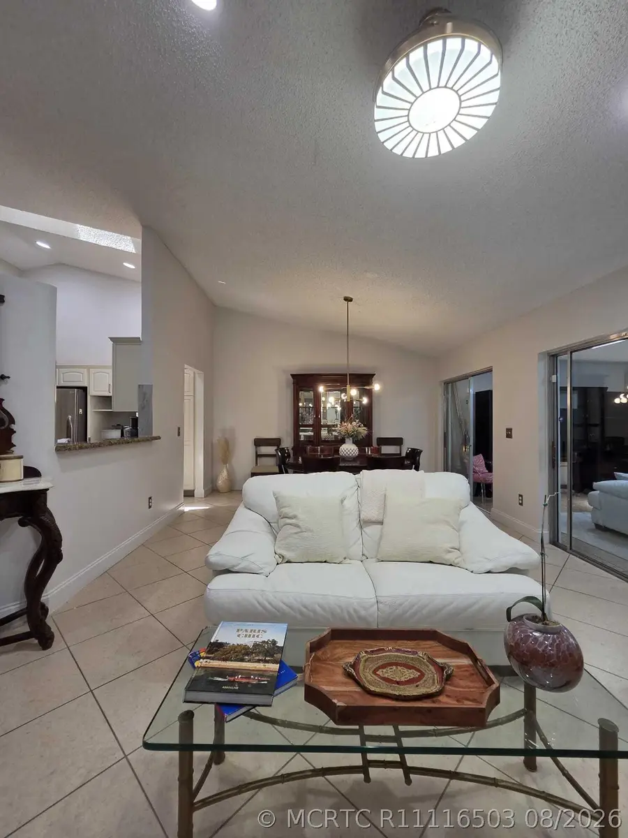 115 Ramblewood Circle, Royal Palm Beach, FL 33411 - #3