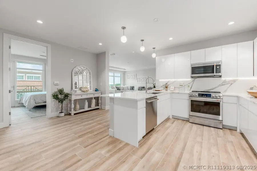 41 SW Seminole Street #410, Stuart, FL 34994 - #2