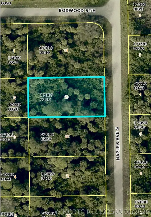 636 Naples Avenue S, Lehigh Acres, FL 33974