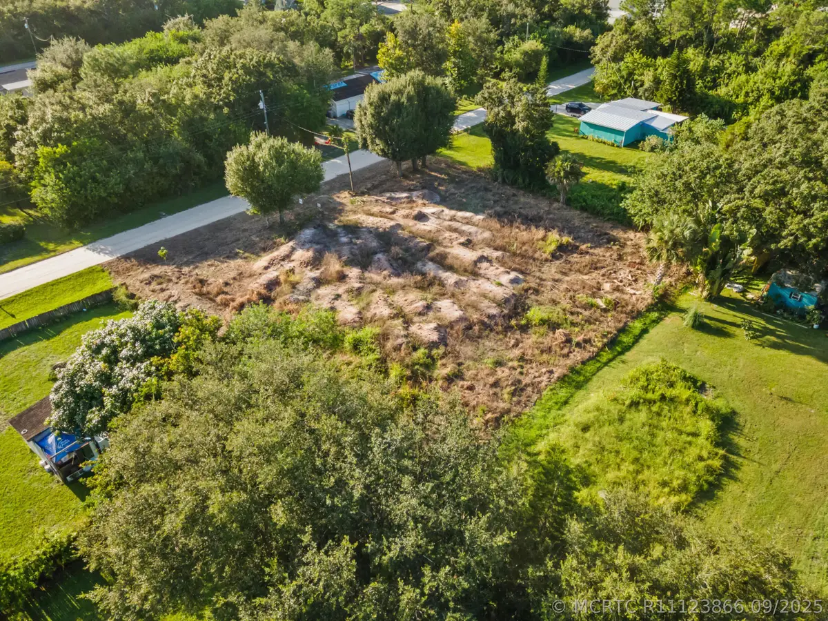 8720 92nd Avenue, Vero Beach, FL 32967 - #1