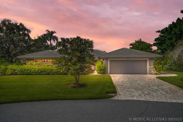 1423 SW Troon Circle, Palm City, FL 34990
