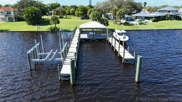 4345 SE Mulford Lane, Stuart, FL 34997