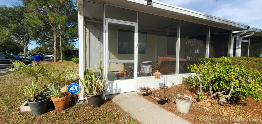 560 7th Place, Vero Beach, FL 32962 - #3