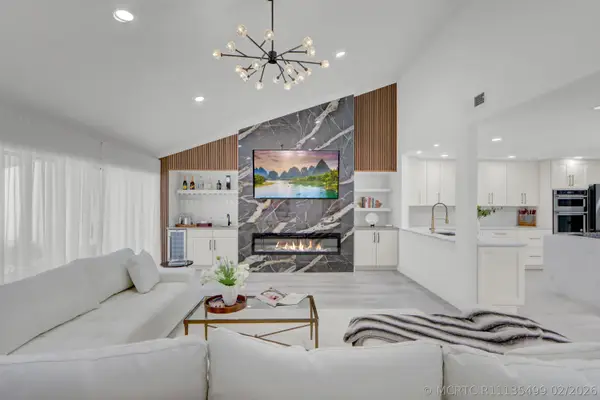 39 Edinburgh Drive, Palm Beach Gardens, FL 33418